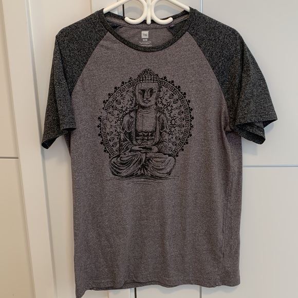 ** 2 for 1 tshirts - Picture 3 of 4